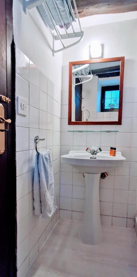 Casa independiente y completa con una habitación Venta de Cidones Exterior foto